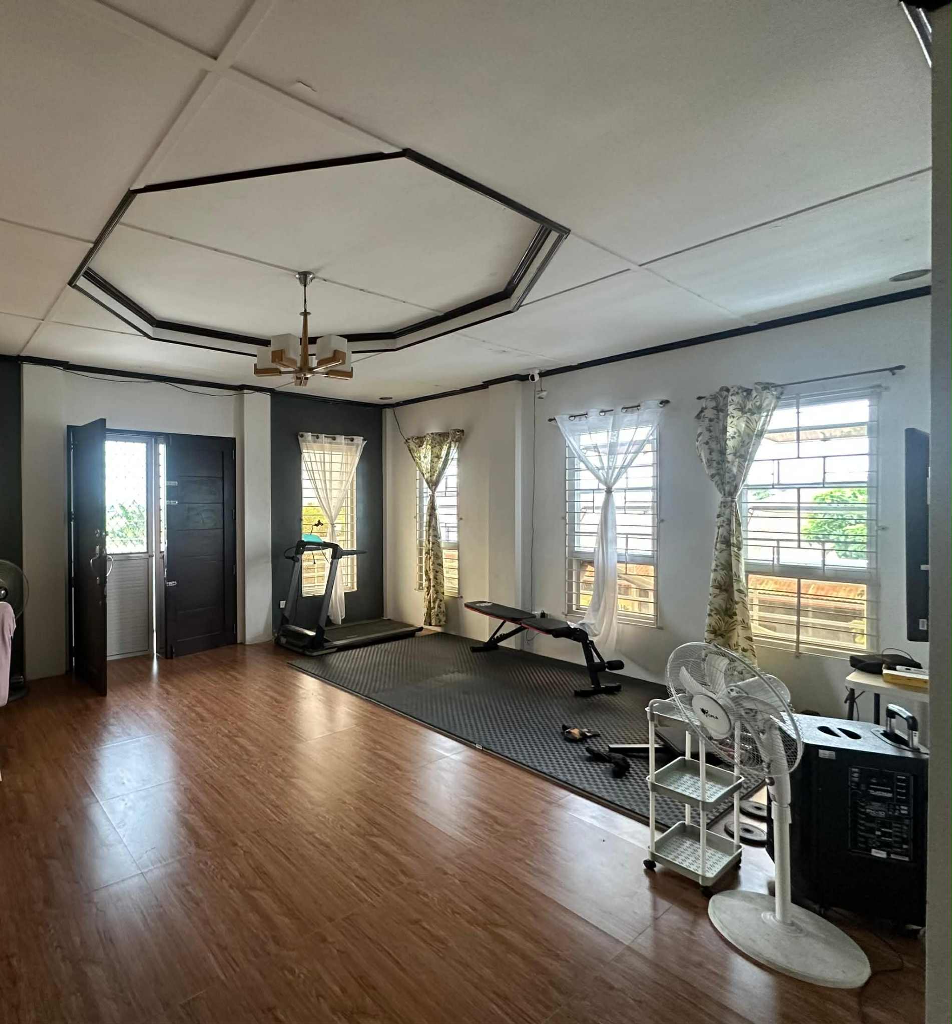 91c09135-2fe4-43f9-88c5-292d3095bc93